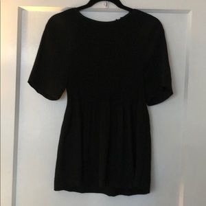 Black textured crepe fitted top